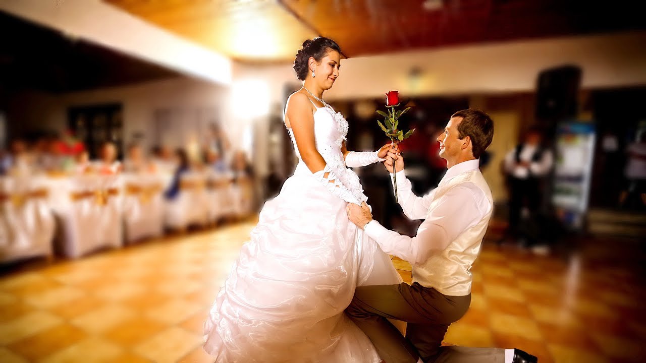 Csilla & Zsolt | Esküvői nyitótánc | Anton - Keringők | Wedding Dance