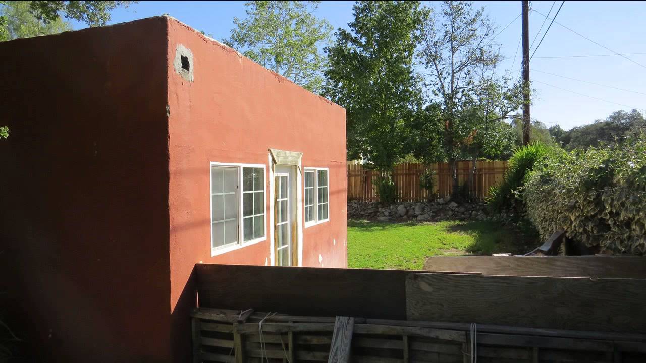 Home For Sale in Santa Paula For Sale By Owner, 3 Bedroom Home in Santa Paula NE