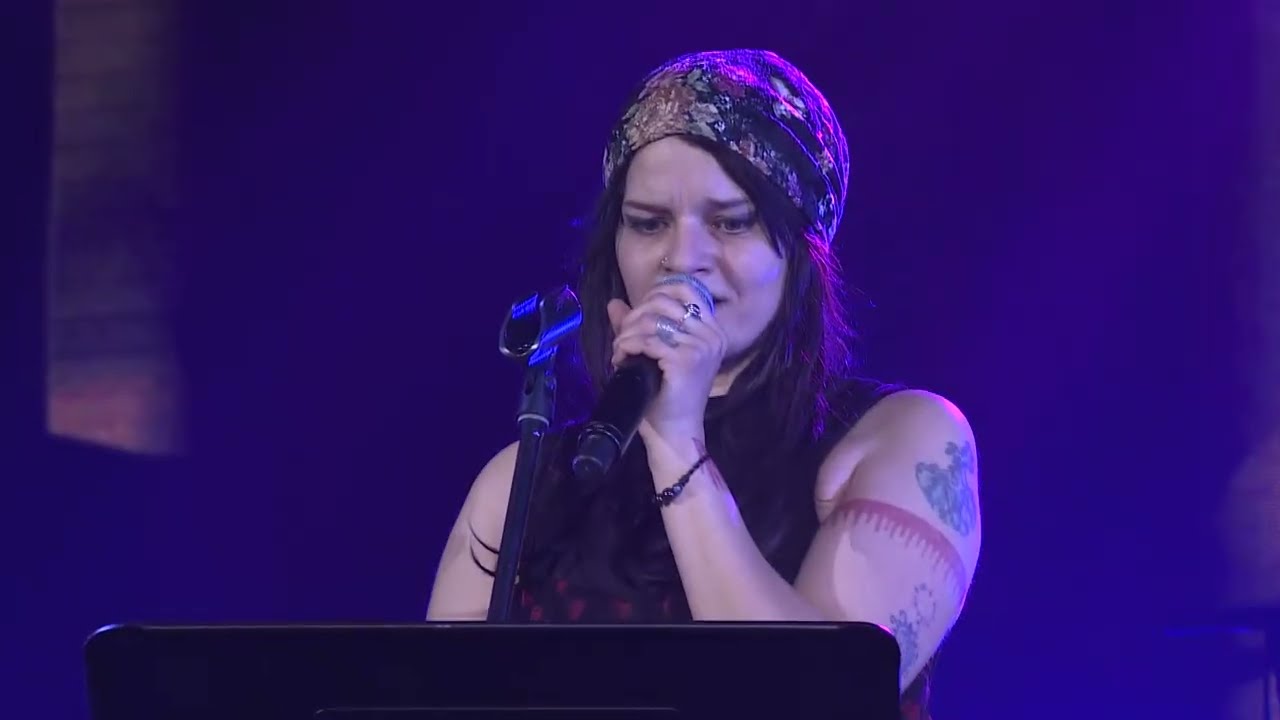 Eleanoora Rosenholm - Valo kaasumeren hämärässä, Live@Hong Kong, Queen Elizabeth Stadium 16/11/2019