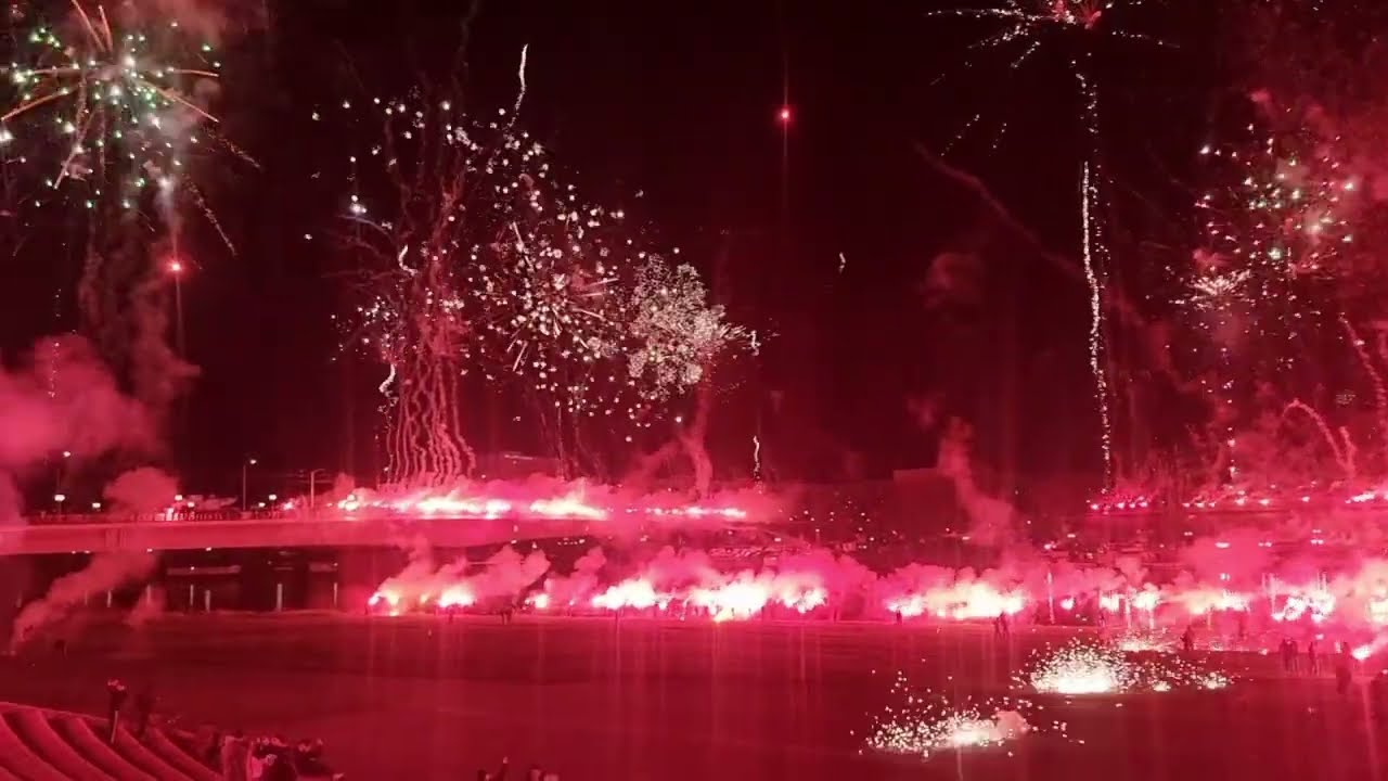 70 Jahre Dynamo Dresden, Pyro zum Geburtstag am Elbufer (lange Version)