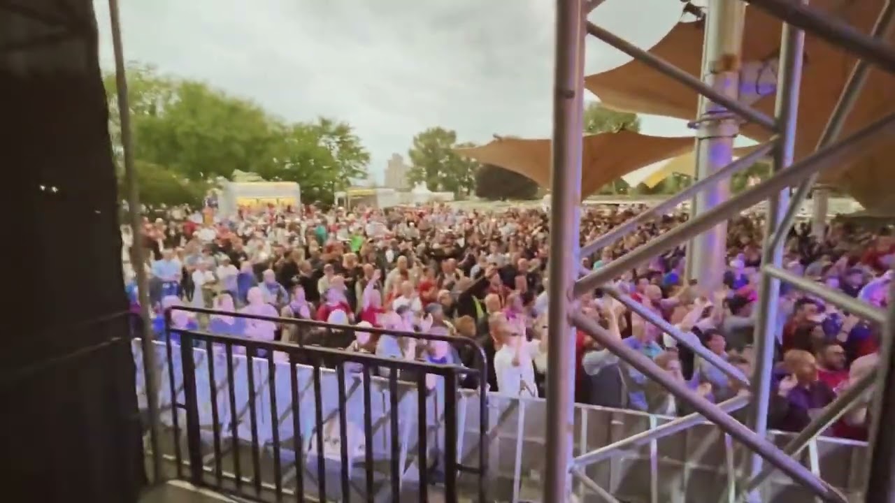 ASTRONAUTENMARSCH - Live @ TANZBRUNNEN K&Ouml;LN