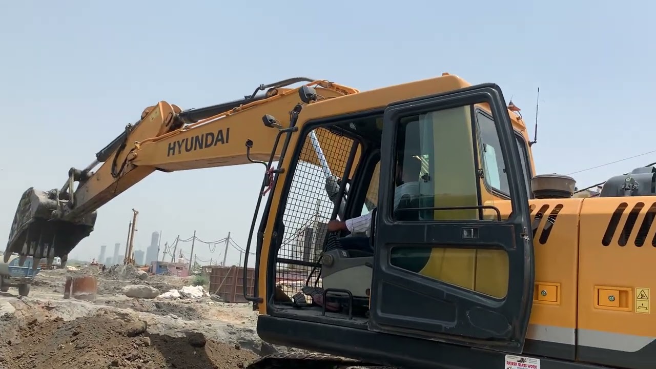 Interview Of Pocklain/ Excavator Operator !! Hyundai Excavator Operator Training Dubai !! Gulf !!