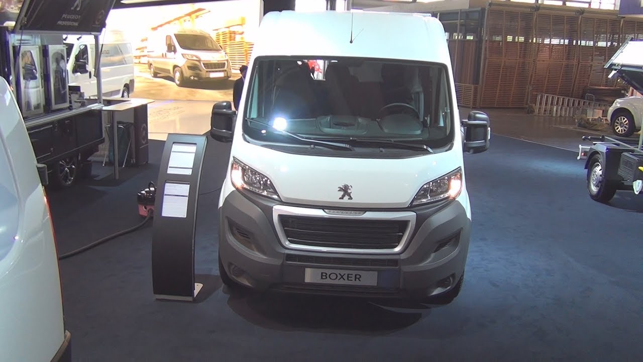 Peugeot Boxer TwinCab Edition L3H2 335 2.2l HDi 130 Exterior and Interior