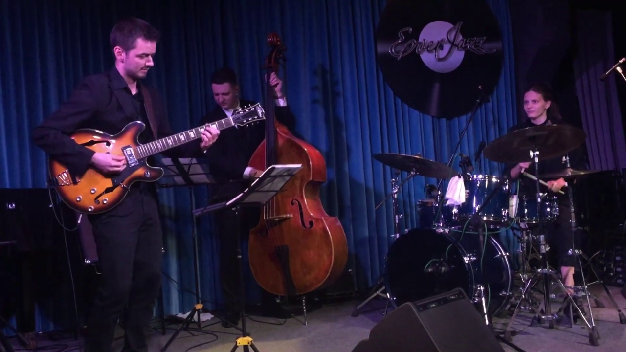 MJF – Global Jazz|2020-Internet|Round-Drums-Anastasiya-Bova-Russia-01