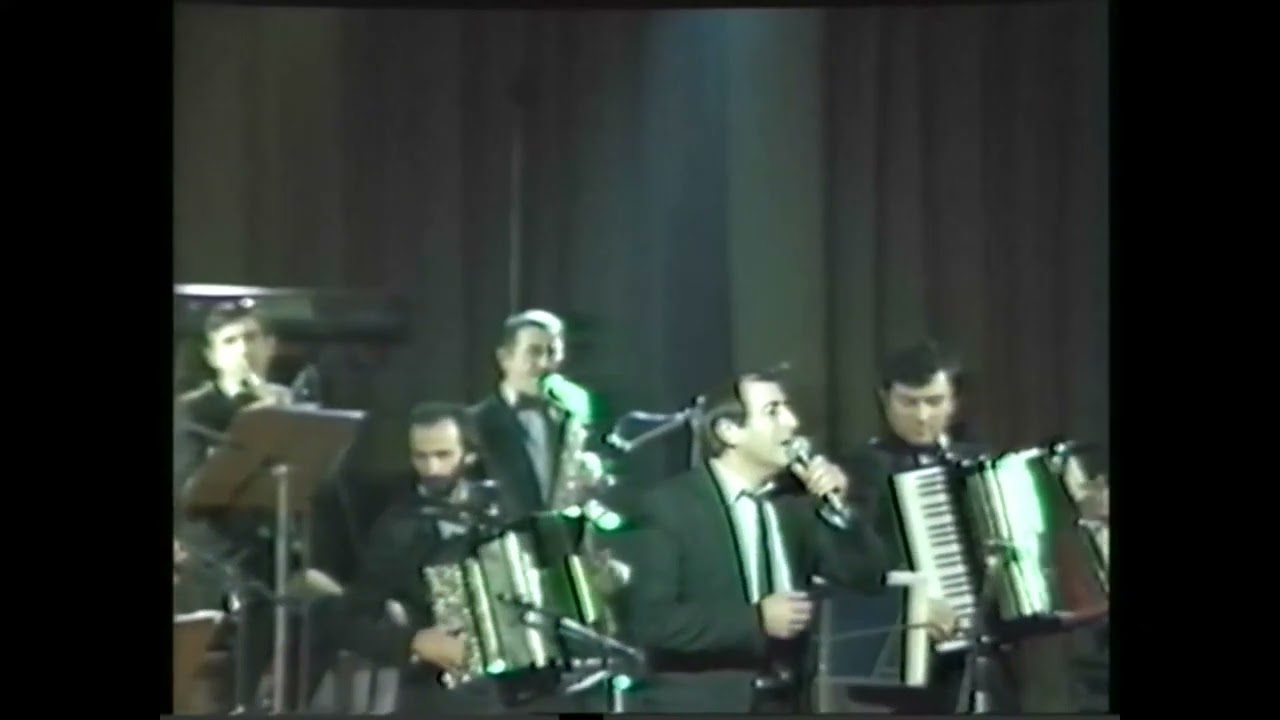 DOBRIVOJE TOPALOVIC - DA SE MOZE I UMRO BIH ZA TE (DOM SINDIKATA LIVE 1983)