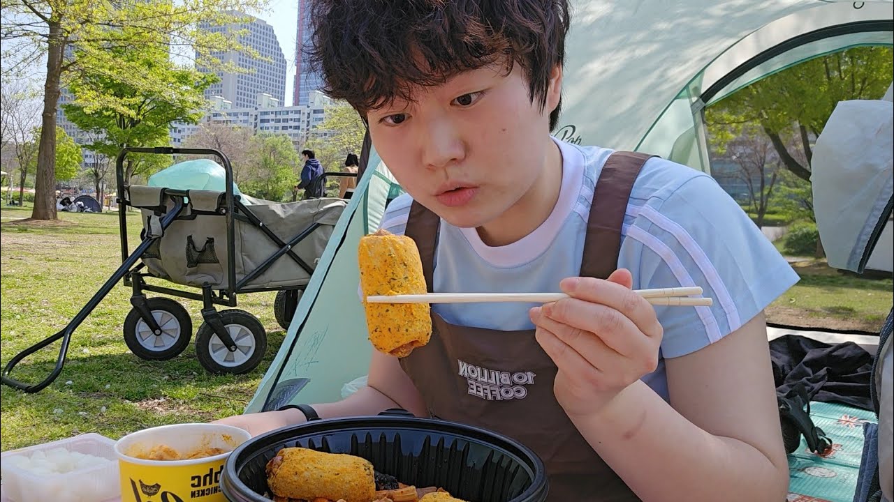 혼자 한강 놀러가서 만칼로리 챌린지 찍는 브이로그