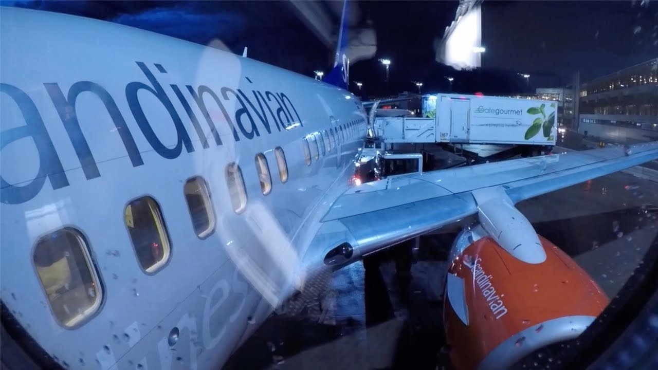 TRIP REPORT | SAS Scandinavian airlines Boeing 737-600 | Milan MXP to Stockholm ARN | FULL FLIGHT