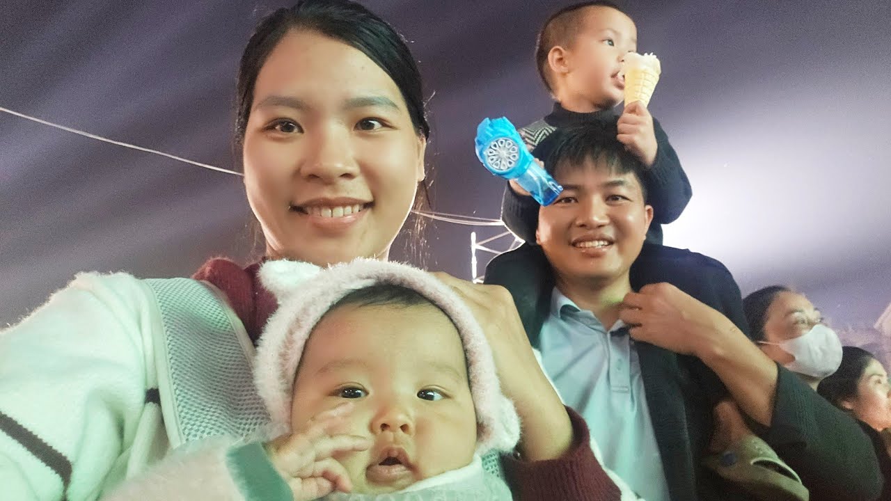 Cả Nhà San Vlog Đi Hội Chợ
