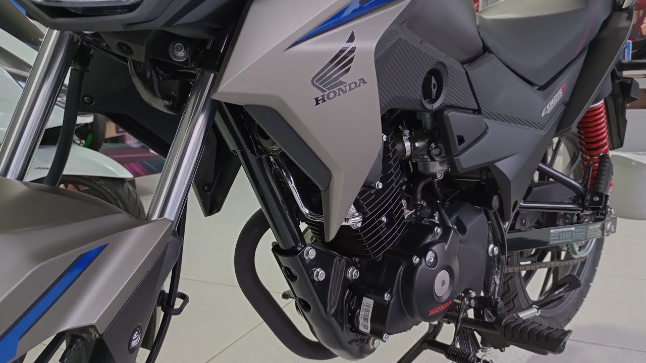 Nueva HONDA CB125F DLX II - 2024 nuevo color y gráficos. precio.