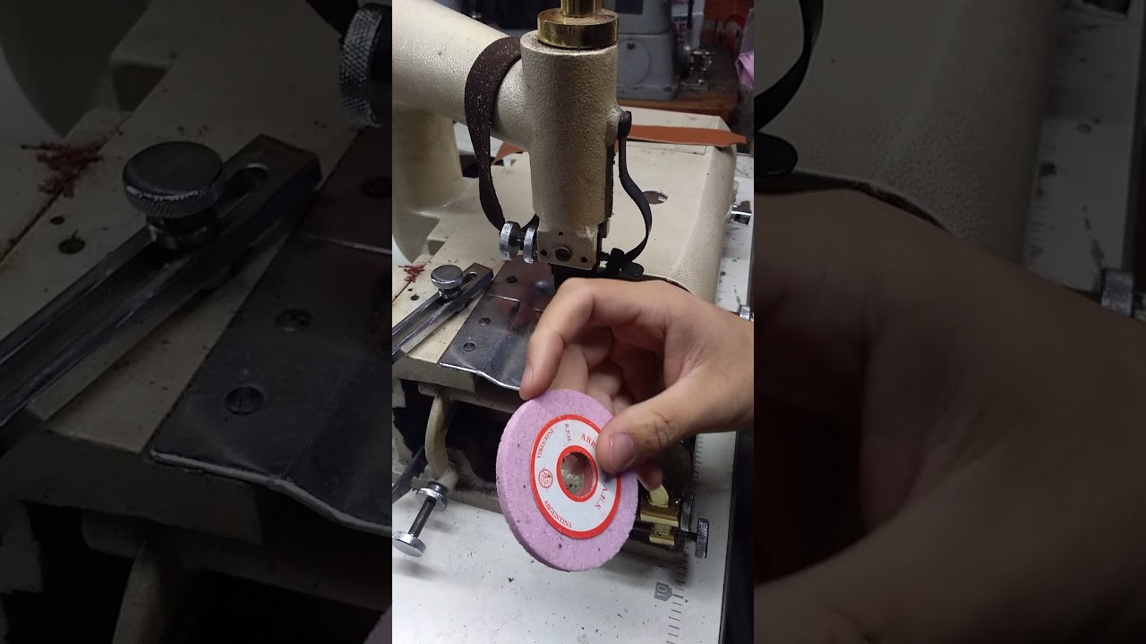 Máquina de rebajar cuero