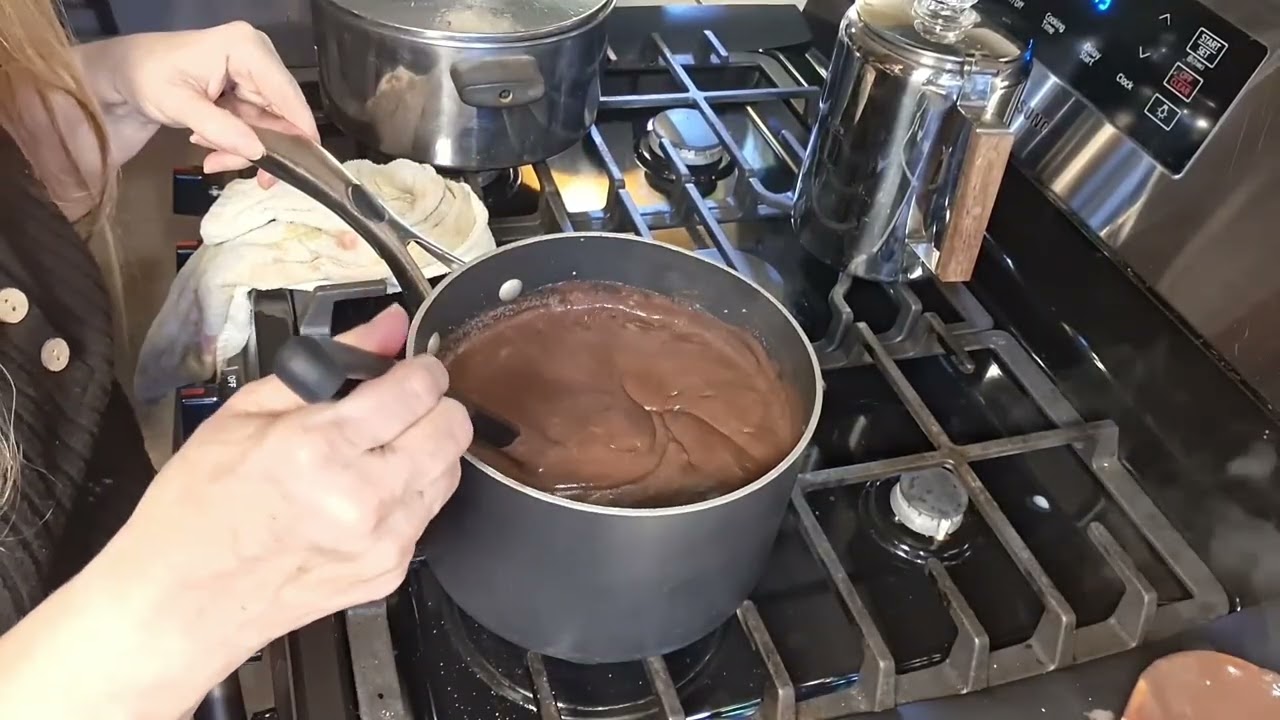 Homemade chocolate pudding 