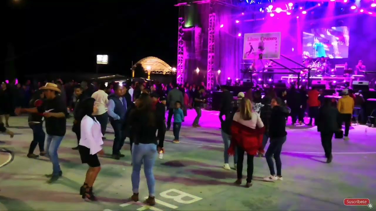 Veloz de la Sierra En Llano Crucero Tepuxtepec 8 de Mayo 2022 parte 1
