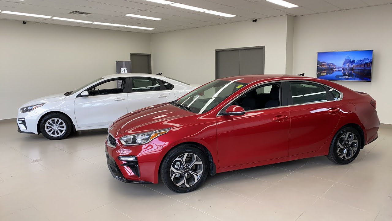 LIVE: Kia Forte LX vs Kia Forte EX! Ask me your questions!