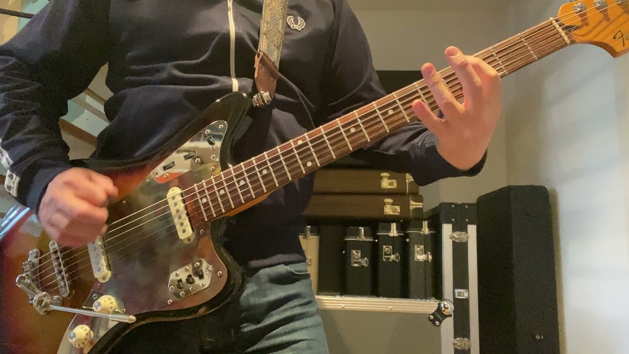Fender Jaguar Baritone