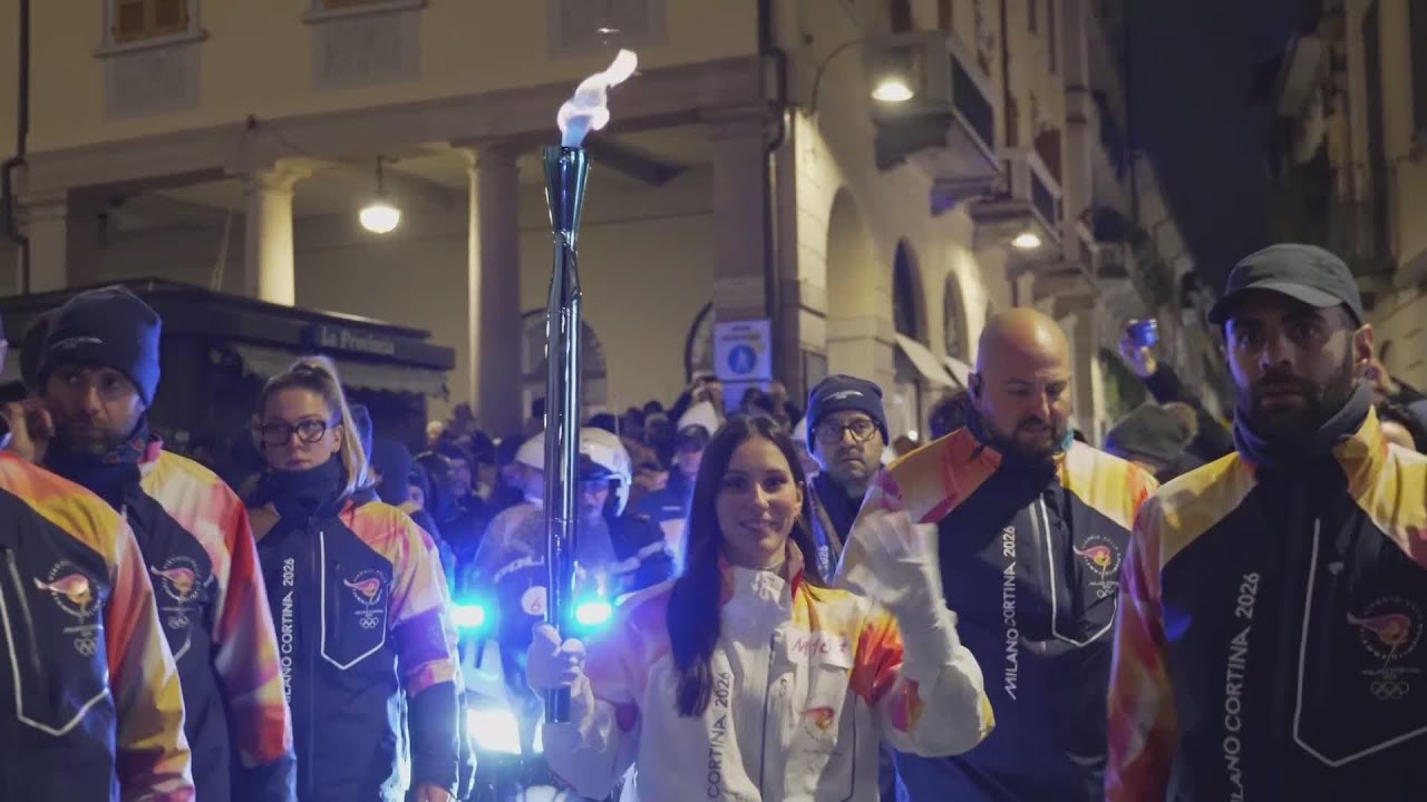 La Fiamma Olimpica a Como, giornata storica