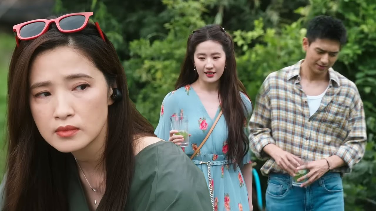 見家長囉！紅豆姊姊突襲小村，撞上紅豆男主曖昧現場，嚇得男主瘋狂表現！