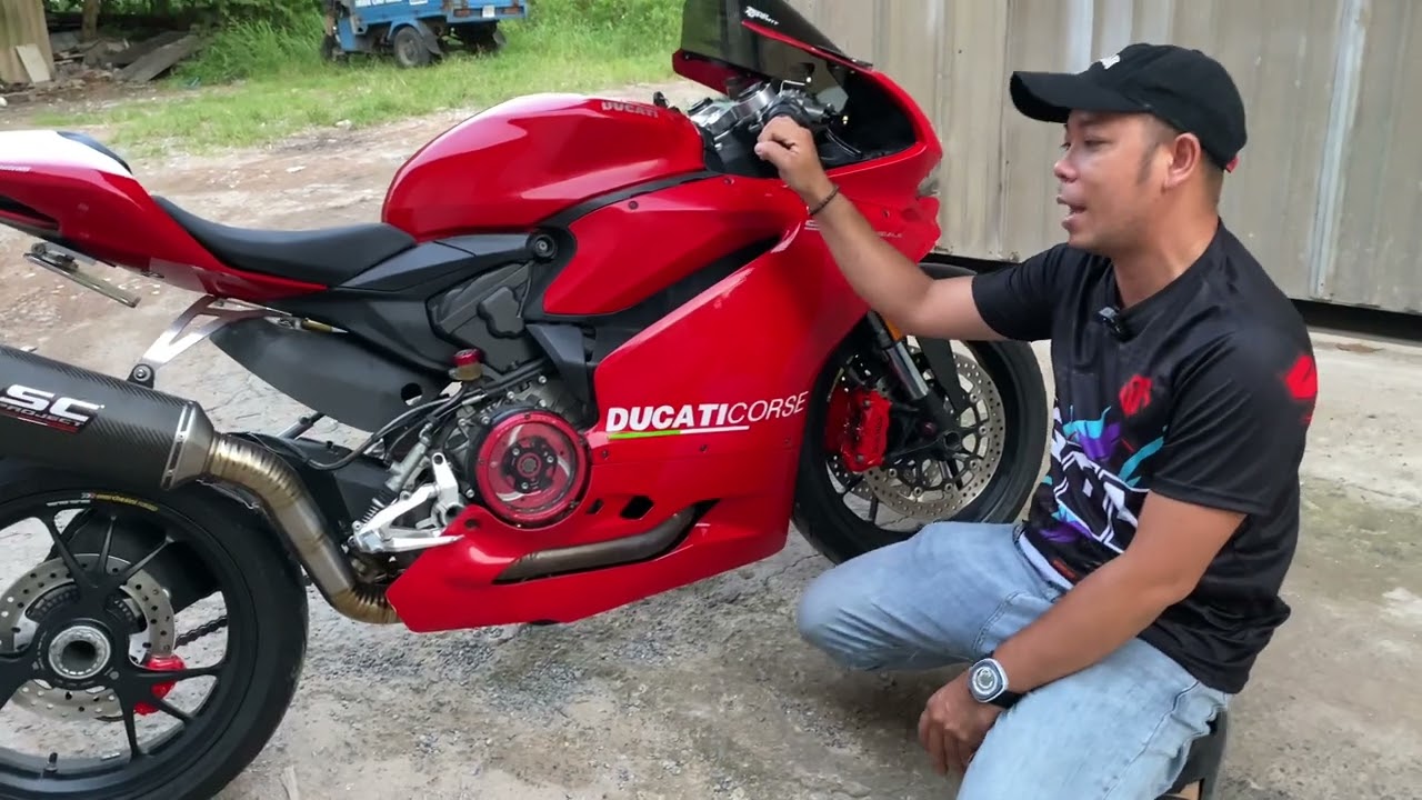 Ducati panigale 959 lên 1 gắp có mắc ko