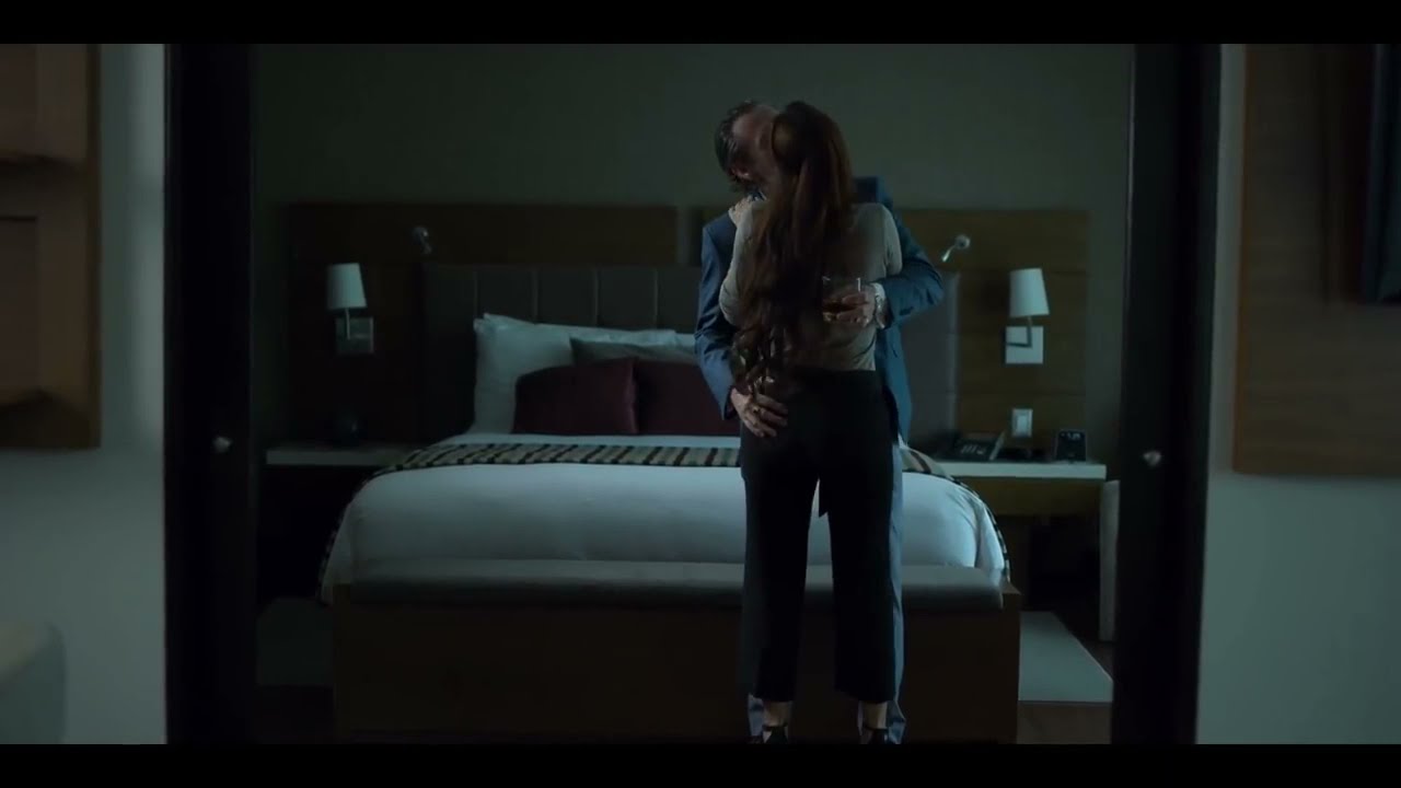 Who Killed Sara: Kiss Scene Sofia And Cesar
