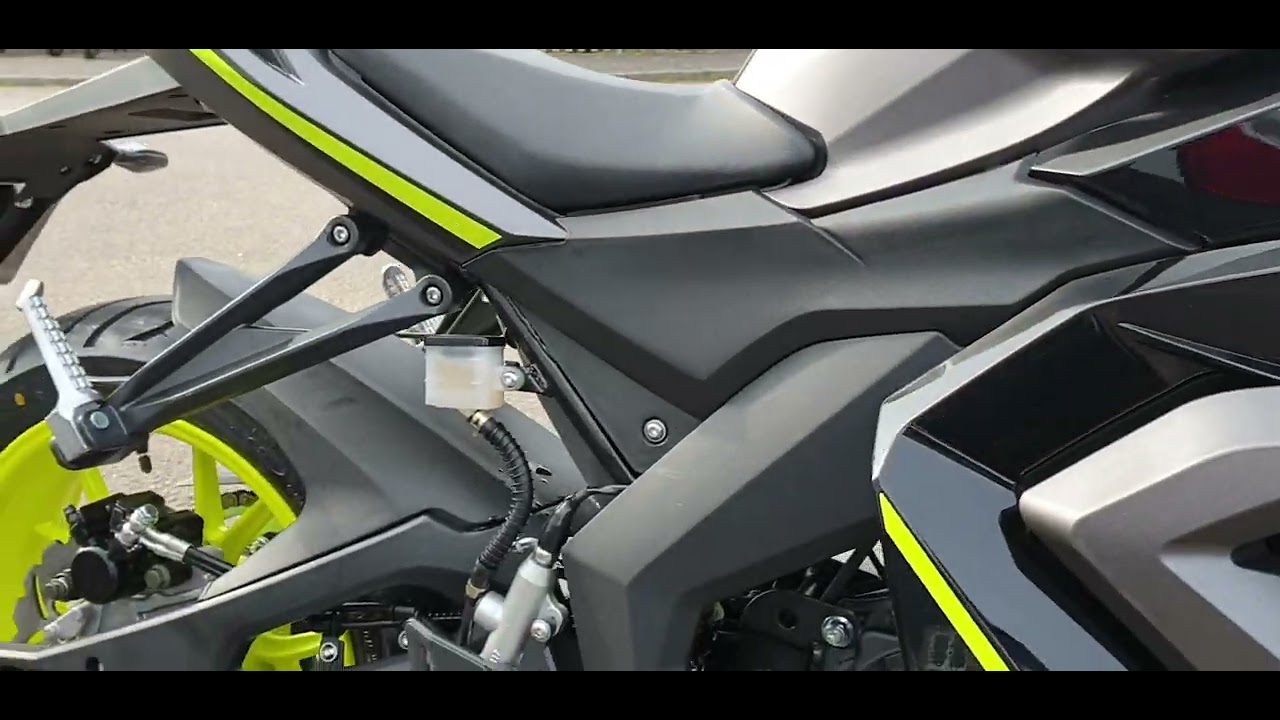 Lexmoto LXS 125 available at stevelin motorcycles ramsey Cambridgeshire.