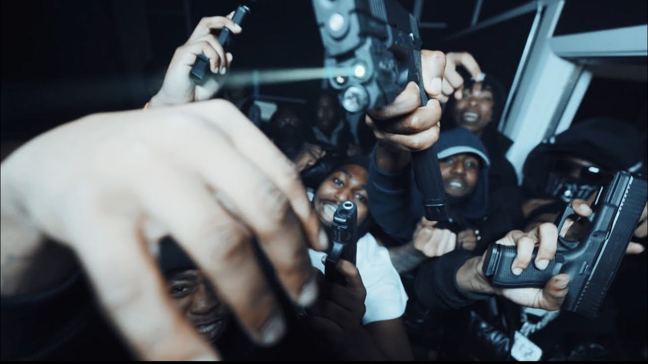 Coe Wiki x Kay Glizz - Get Out My Way Pt2 (Официальный клип)