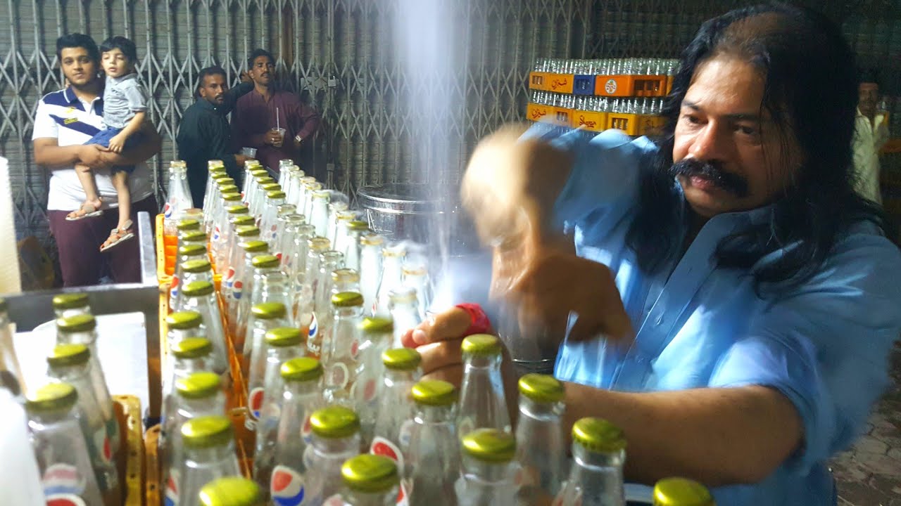 Pappu Jee Lemon Soda Water, Murree Road Rawalpindi | Making 3000 Lemon Soda Water Daily | Lemon Soda