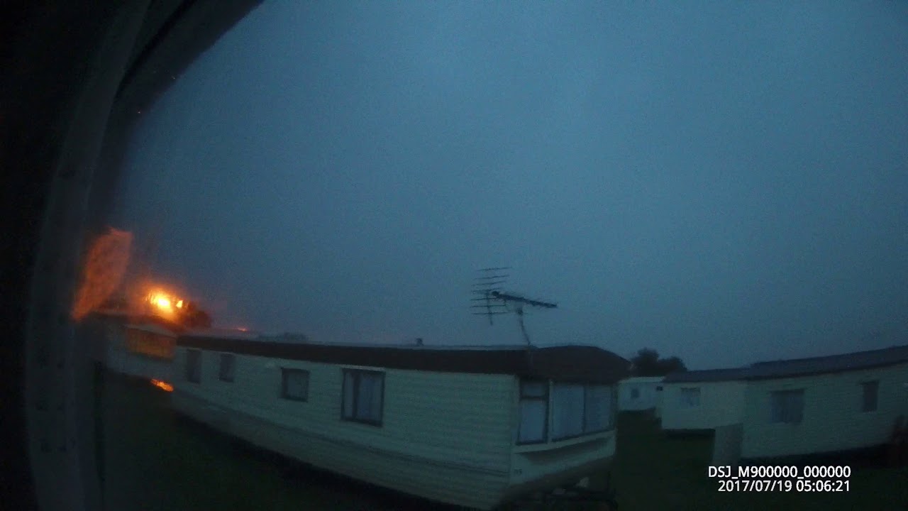 HUNSTANTON 2017 LIGHTNING STORM MANOR PARK