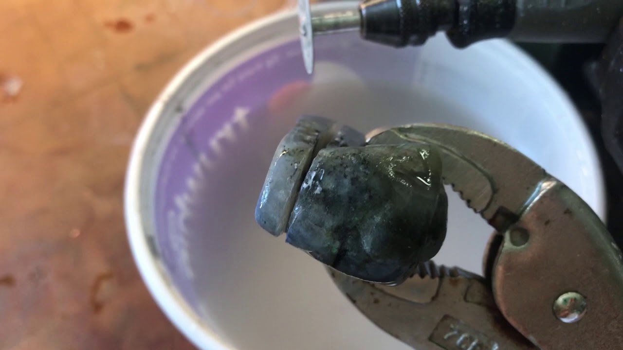 Gemstone Cutting with Dremel (grinding and sanding)