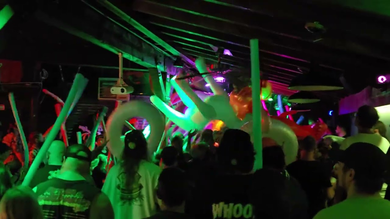 Green Jell&ouml;/&yuml;-10-(Live @ Oregon Express 8.23.25)