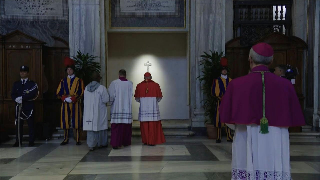 Papa Francisco descansa em sua última morada | AFP