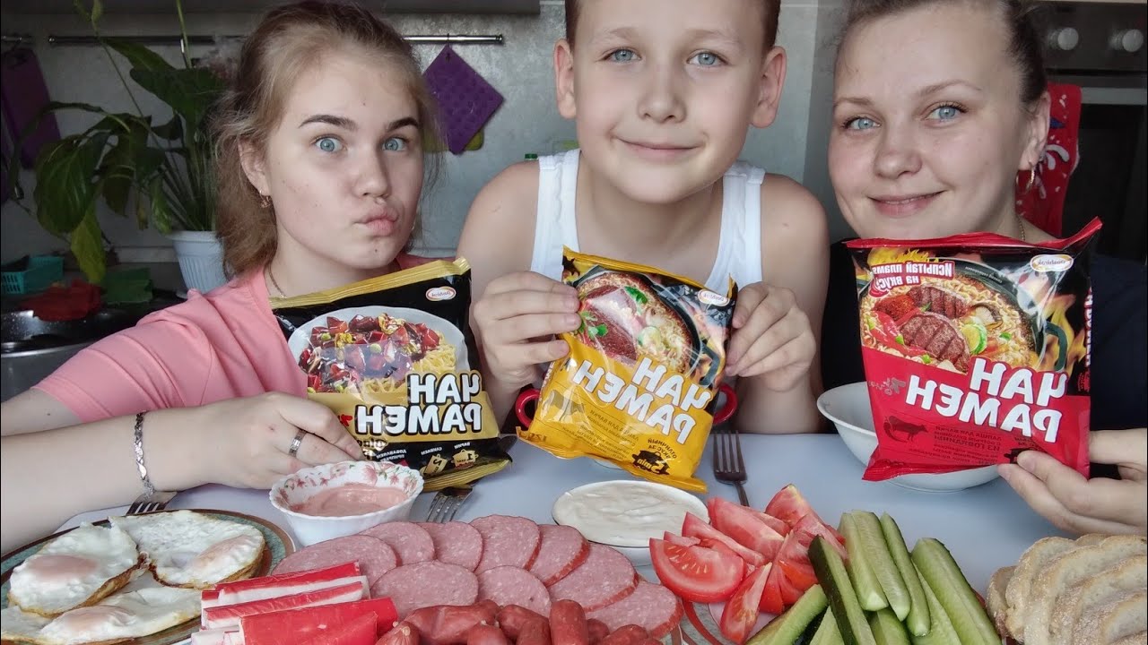 Мукбанг лапша 