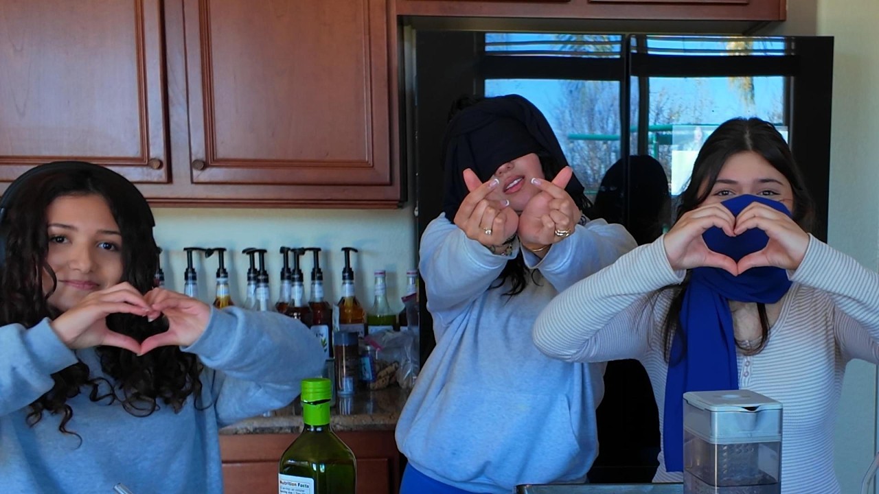 DEAF, BLIND, MUTE BAKING A CAKE CHALLENGE