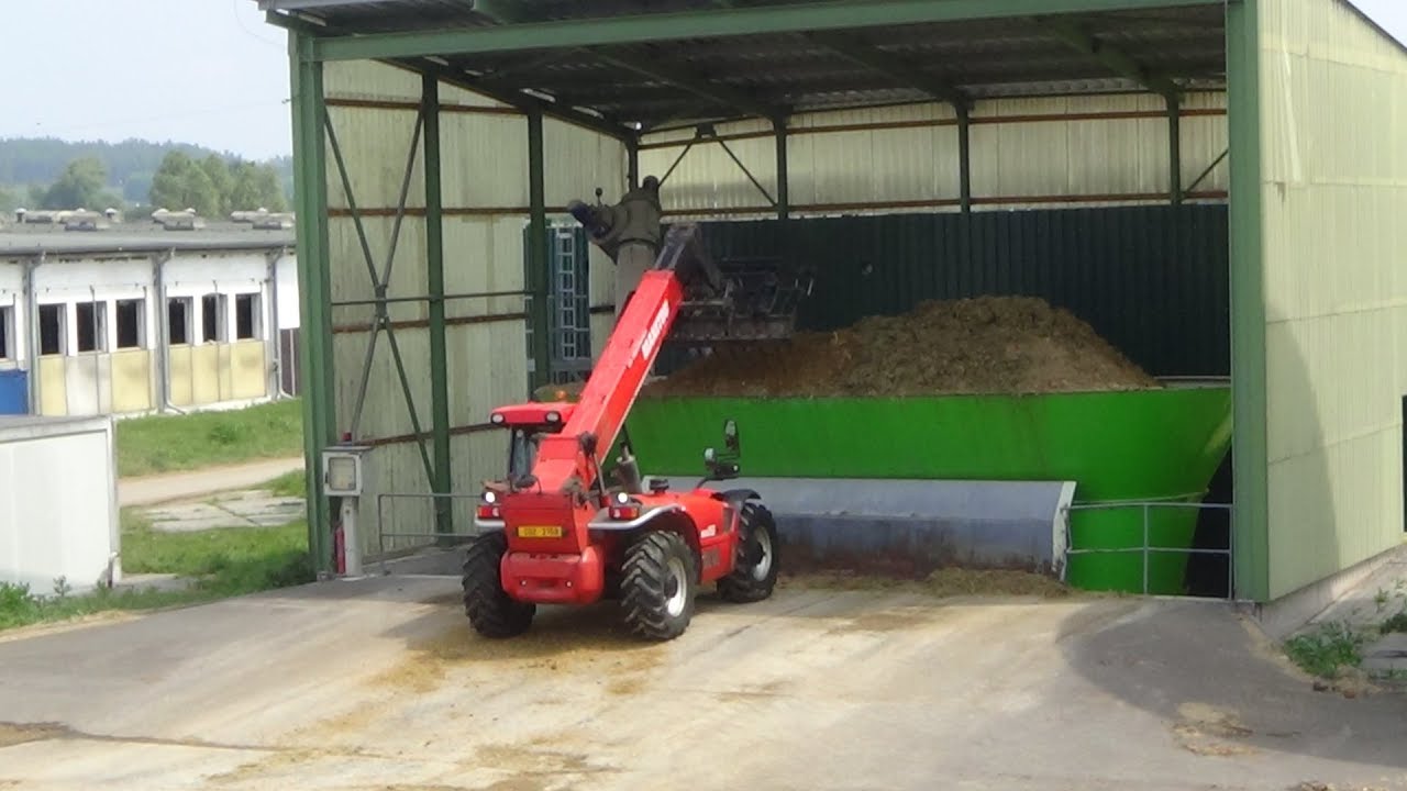 Bioplynka ZD Přešťovice Senáže / Biogas Czech Republic - Grass Silage