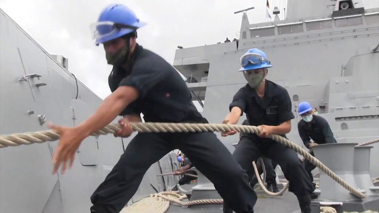 Amphibious Transport Dock Ship USS New Orleans (LPD 18) Arrives At Apra Harbor, Guam