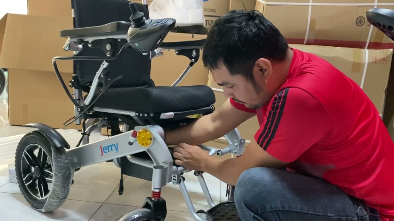 Xe lăn điện cao cấp gấp gọn 6012x. Hotline: 0972198585