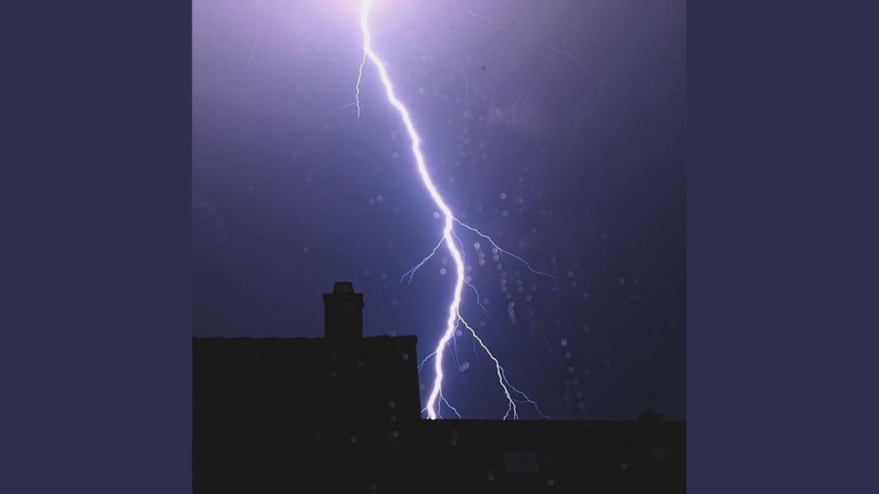 Heavy Rain On the Roof
