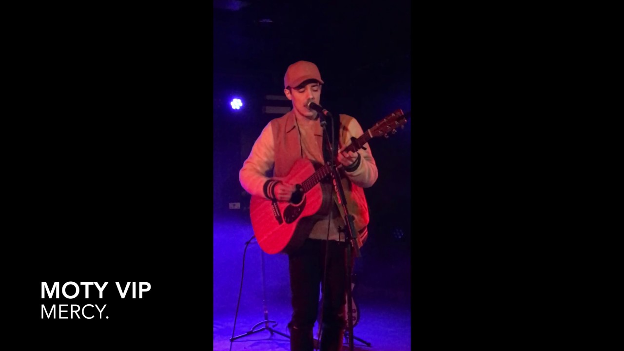 Man Of The Year Tour  live in Cologne - Leroy Sanchez (Mercy by Shawn Mendes)