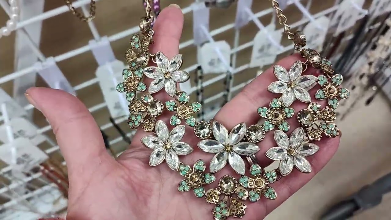 ЧТО СЛУЧИЛОСЬ😲👇ГДЕ БИЖУТЕРИЯ   ВСЕ ВЫВЕЗЛИ 🐷🐖   КАРАУЛ НЕТ СИЛ НА ЭТО СМОТРЕТЬ #thriftwithme 
