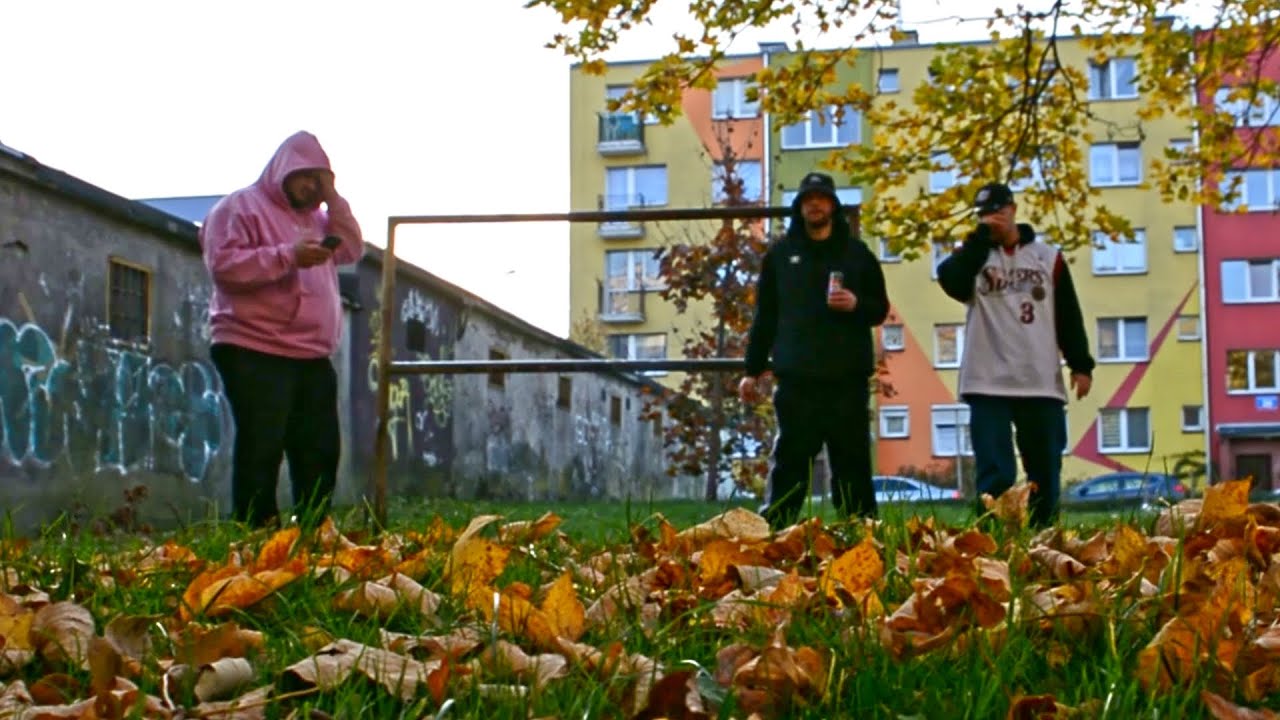 Nosi (ft. Arkadiusz Kanibal, JotGie) (prod. RaccoonBeatz) - Codzienka