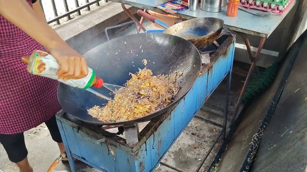 Street food double egg 🥚 fried rice