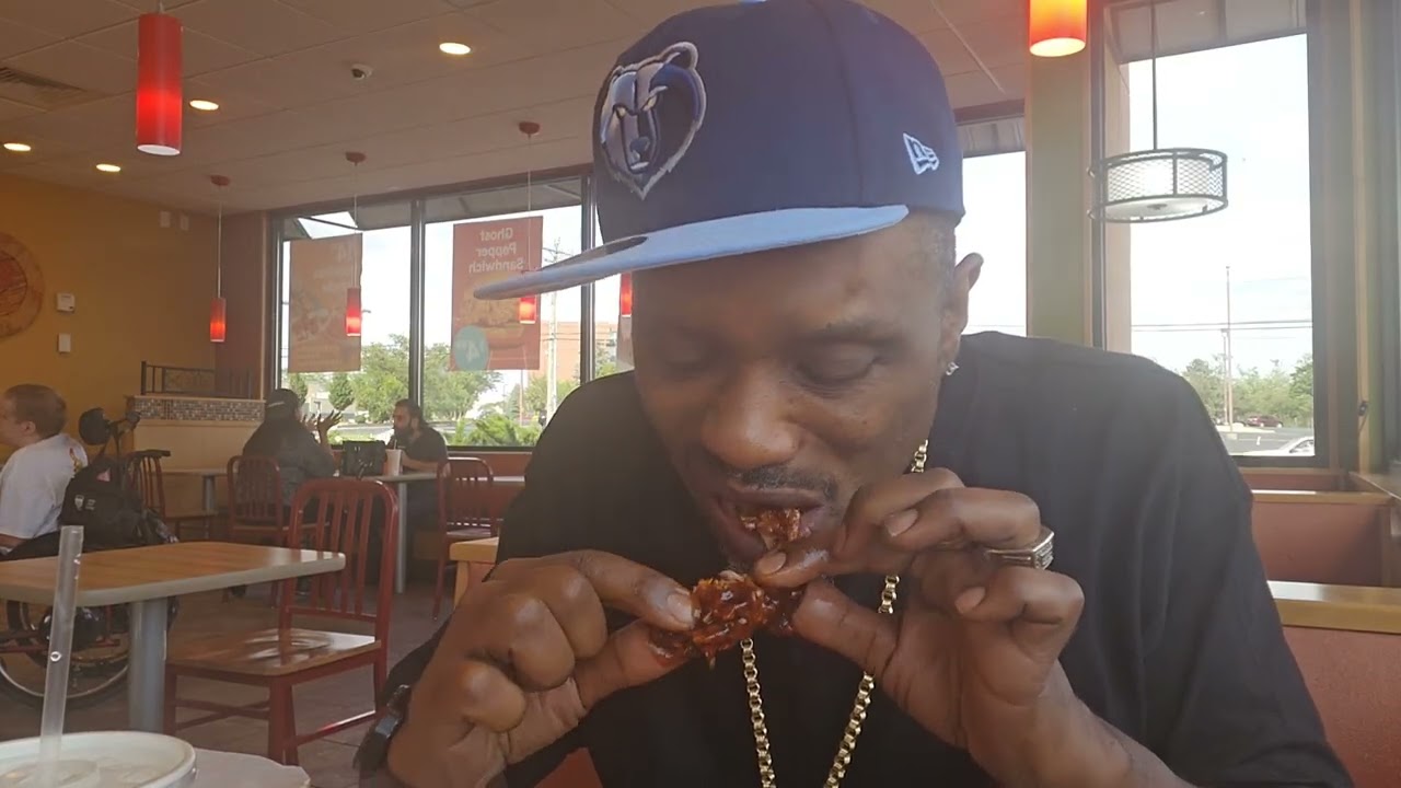 Popeyes 12 piece honey BBQ wings