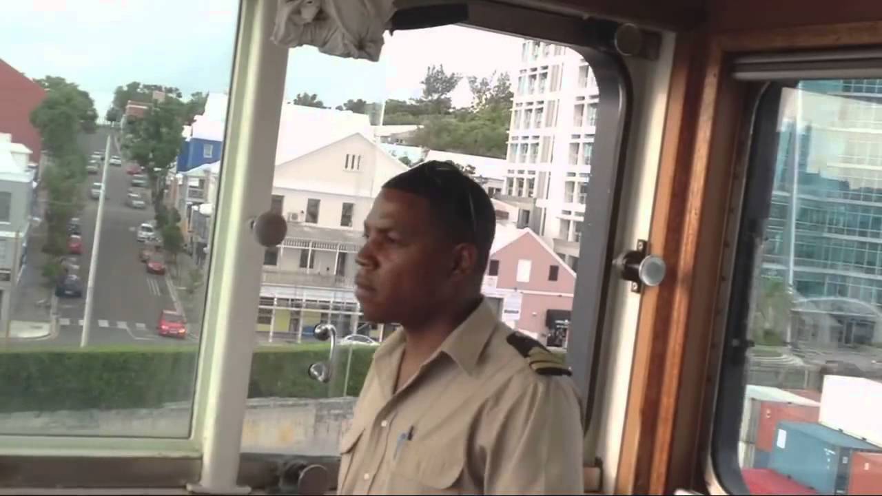Bermuda Islander time lapse.