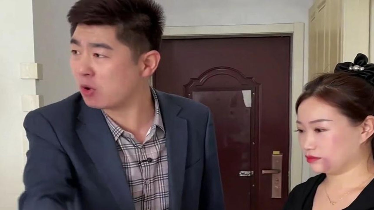 弟弟去世，他接手了赔金和弟妹，却弄丢了自己的家 | 正义之光 #为百姓办事 #正义的护航
