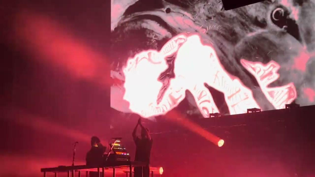 The Blaze - JUVENILE (Live @ Pepsi Center, CDMX)