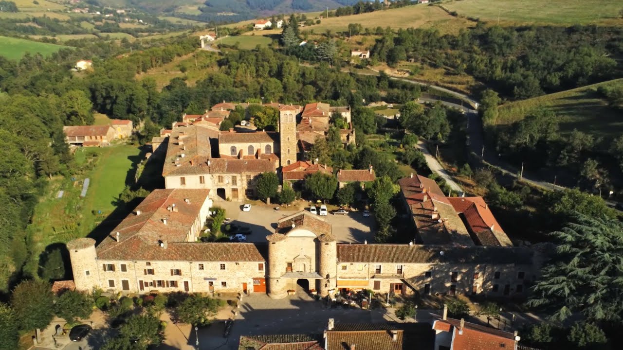 Sainte Croix en Jarez, village de caractère  (42)