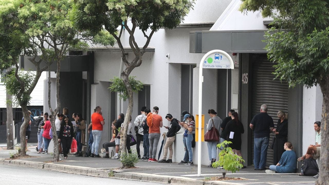 JobKeeper and JobSeeker payments slashed