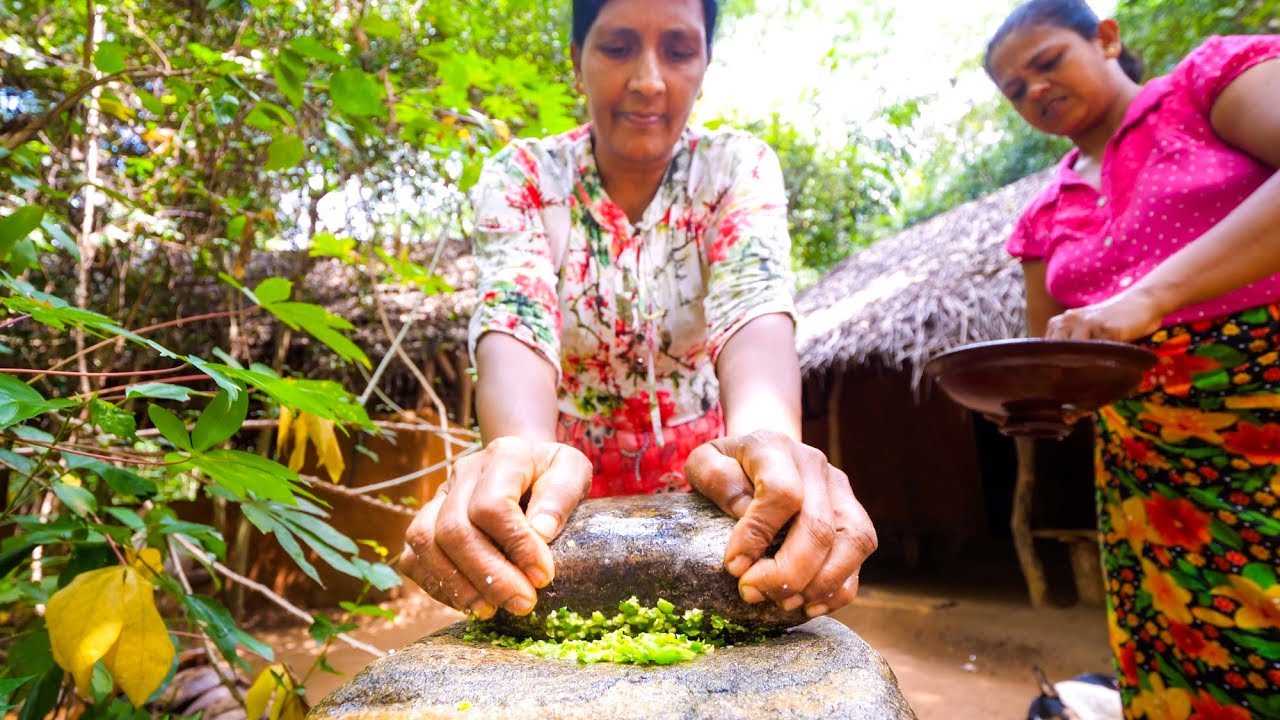 BEST COCONUT CHILI SAMBAL - Next Level Village Food in Sigiriya, Sri Lanka!