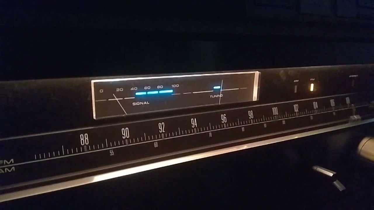 Blue Series. Pioneer TX - 608. Голубая серия. Japan. Слушаем радио FM на винтажном тюнере. 2023 г.