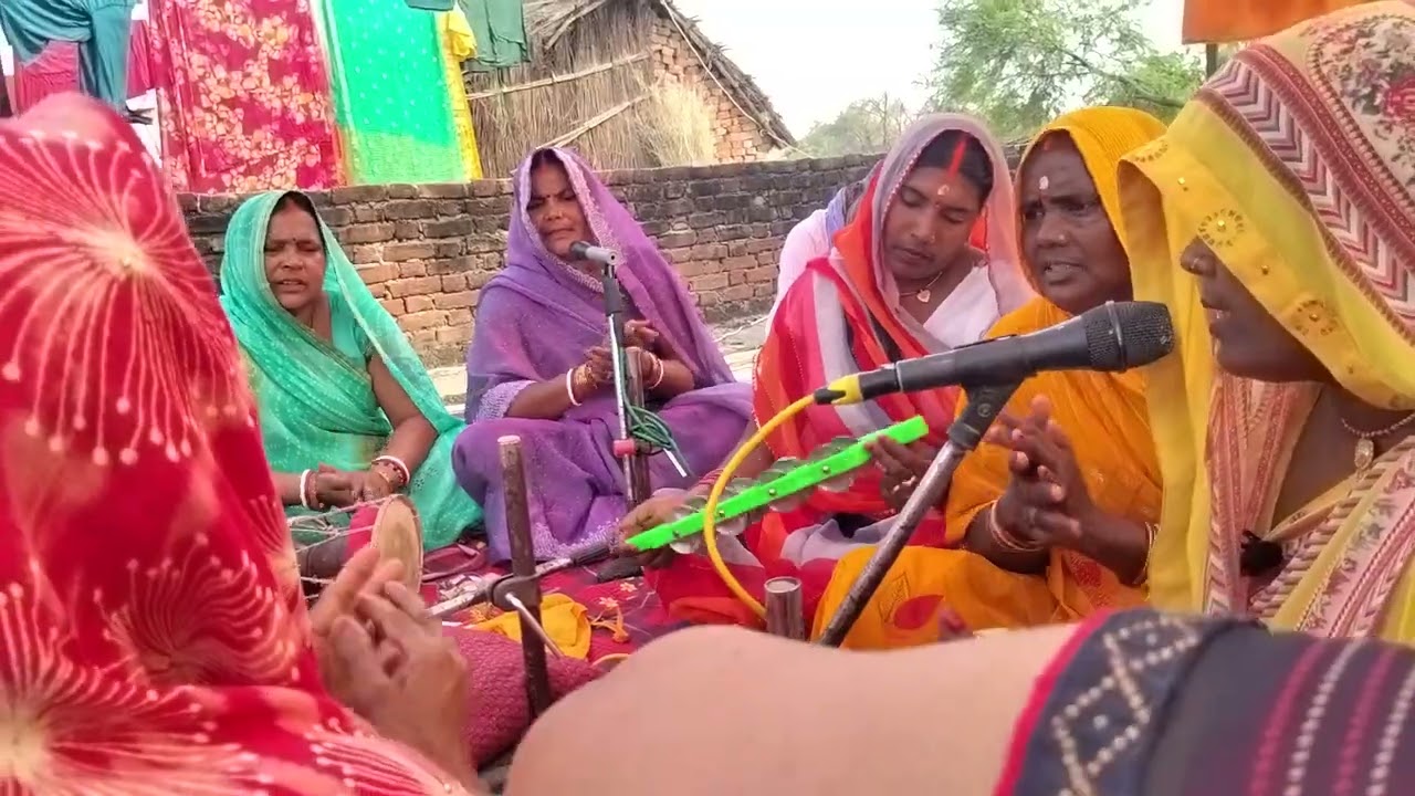 गुरुजी देती अपन चरनिया हम प्रखार लेती ना🙏🙏🙏🙏 संजू देवी शिव चर्चा भजन