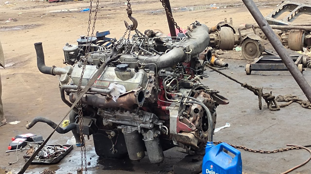 V8 Engine Starting | Hino V8 F17d Engine Taming Satting