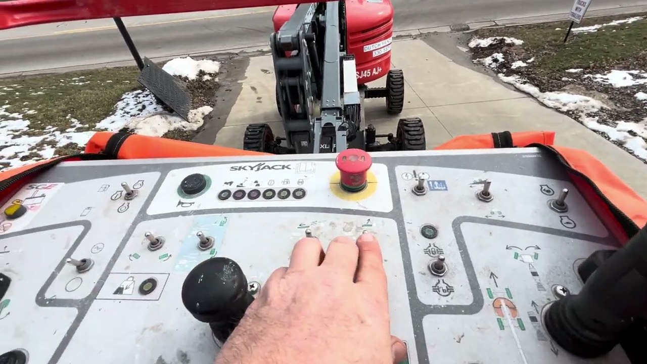 Basic slope operation of Skyjack AJ45
